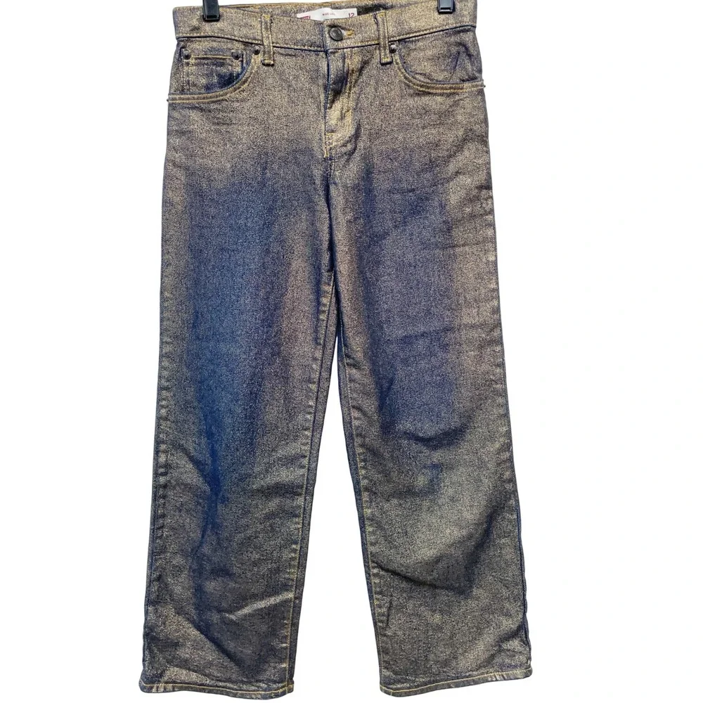 Levis these levi